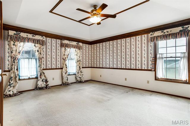 719 Carman Meadows Drive, Manchester, MO 63021