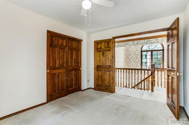 719 Carman Meadows Drive, Manchester, MO 63021