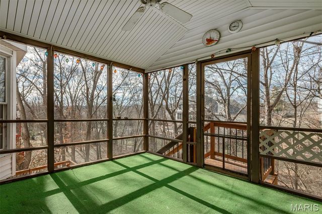 719 Carman Meadows Drive, Manchester, MO 63021