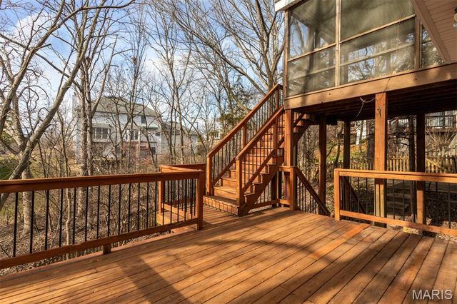 719 Carman Meadows Drive, Manchester, MO 63021