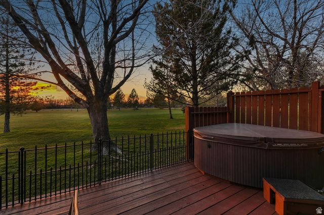 58 WHITE BARN, Pleasant View, UT 84414