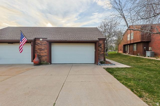 58 WHITE BARN, Pleasant View, UT 84414