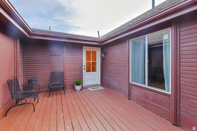 58 WHITE BARN, Pleasant View, UT 84414