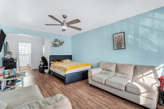 635 8th St 205, Miami Beach, FL 33139