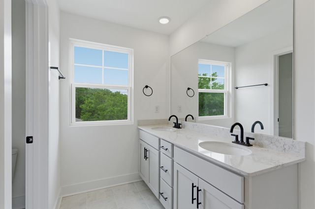 3011 Stokers Ln, Nashville, TN 37218