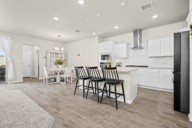 12976 Tatenhill Drive, El Paso, TX 79928