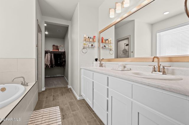 12976 Tatenhill Drive, El Paso, TX 79928