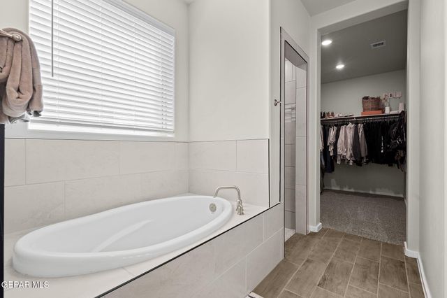 12976 Tatenhill Drive, El Paso, TX 79928