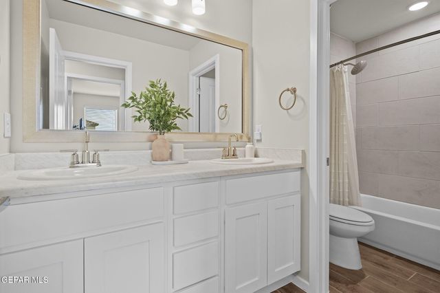 12976 Tatenhill Drive, El Paso, TX 79928