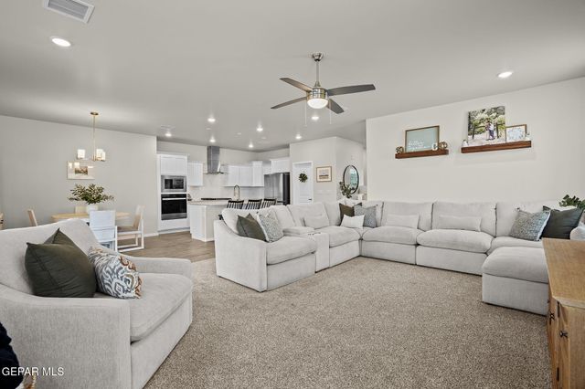 12976 Tatenhill Drive, El Paso, TX 79928