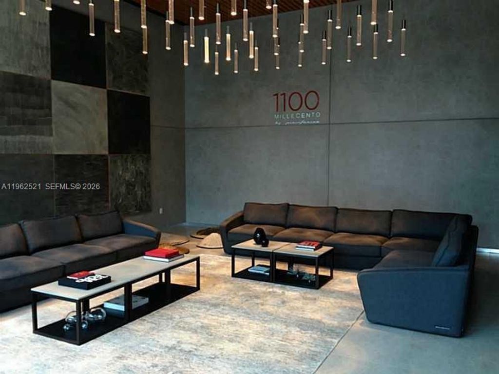 1100 S Miami Ave 1710, Miami, FL 33130
