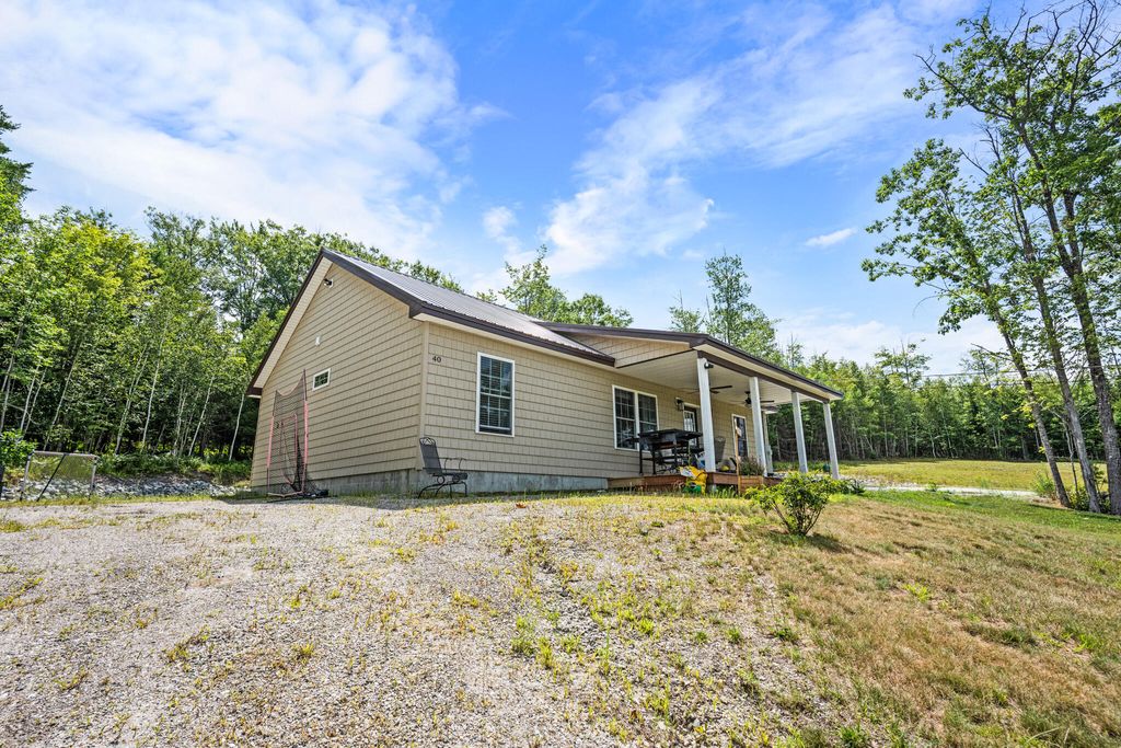 40 Longview Drive, Oxford, ME 04270 — photo 3