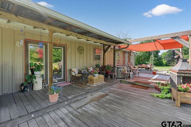 365 Williams Rd, Gilmer, TX 75645