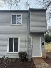 2022 Harvest Lane 16, Charlotte, NC 28210