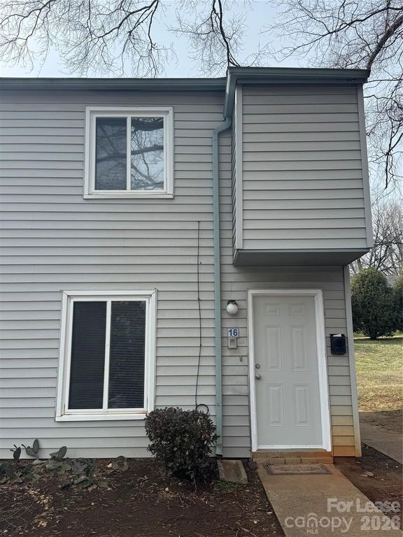 2022 Harvest Lane 16, Charlotte, NC 28210