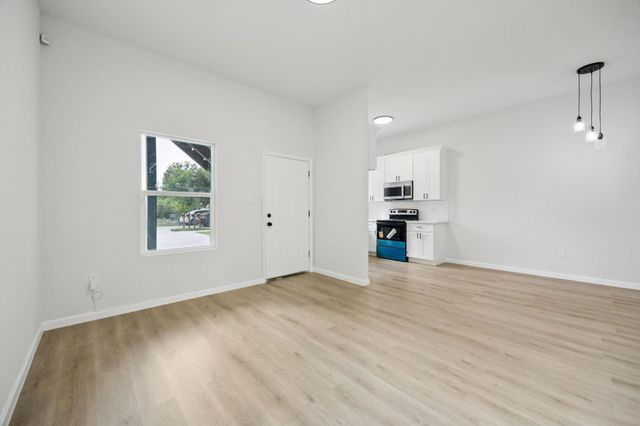 301 Cartersville Street A, Houston, TX 77029