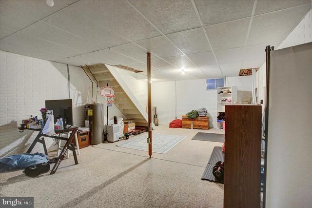 243 RINGGOLD ST, Waynesboro, PA 17268