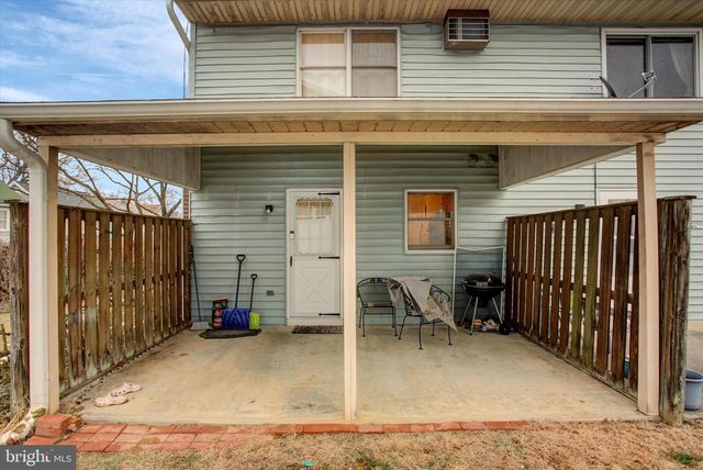 243 RINGGOLD ST, Waynesboro, PA 17268