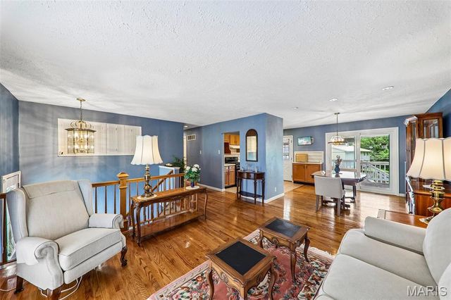 11906 Flushing Drive, Maryland Heights, MO 63043