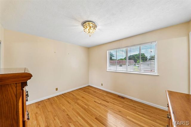 11906 Flushing Drive, Maryland Heights, MO 63043