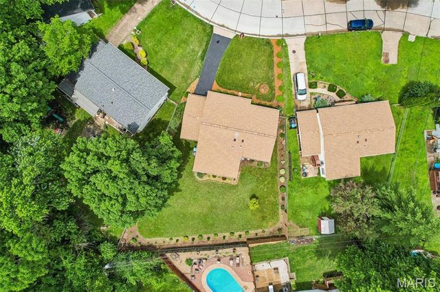 11906 Flushing Drive, Maryland Heights, MO 63043