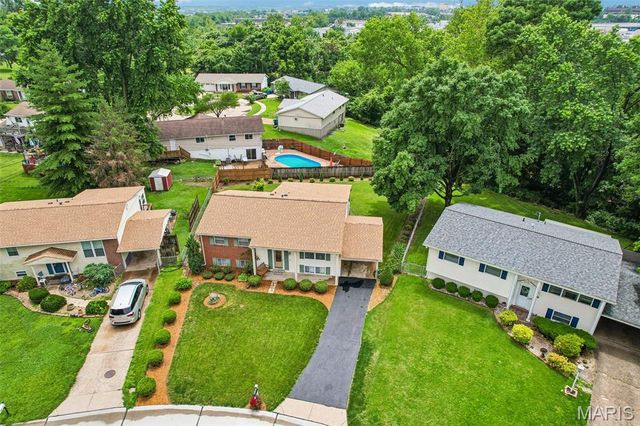 11906 Flushing Drive, Maryland Heights, MO 63043