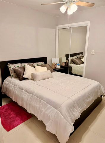 9908 HAMMOCKS Boulevard 103-42, Miami, FL 33196