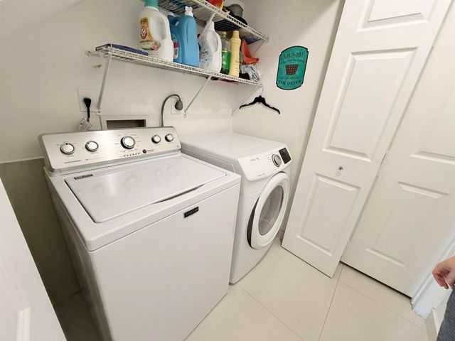 9908 HAMMOCKS Boulevard 103-42, Miami, FL 33196