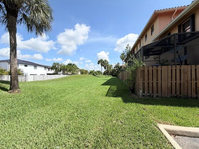 9908 HAMMOCKS Boulevard 103-42, Miami, FL 33196
