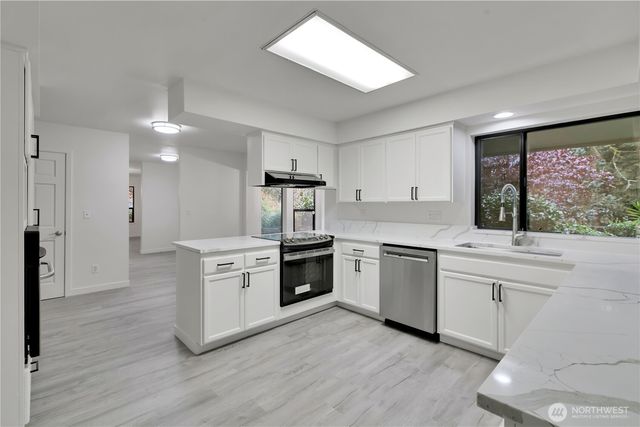 16030 SE 292nd Street, Kent, WA 98042