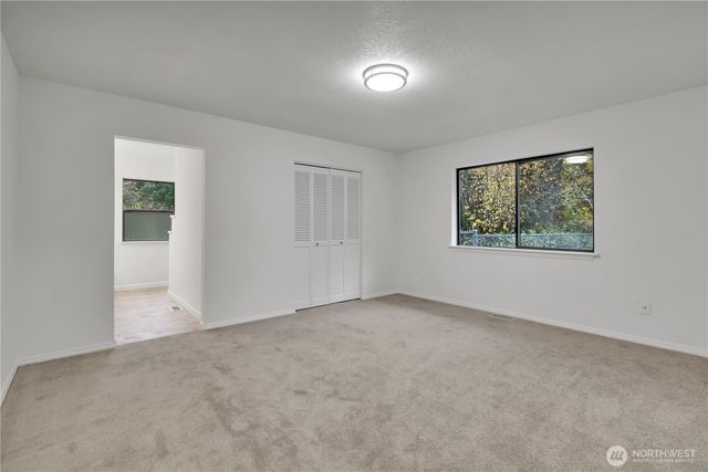 16030 SE 292nd Street, Kent, WA 98042