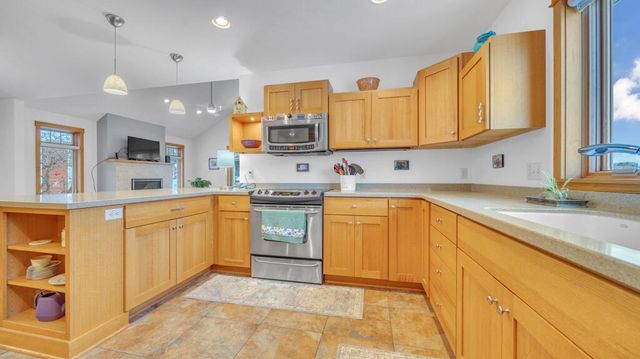 1022 Wisconsin AVENUE, Sheboygan, WI 53081