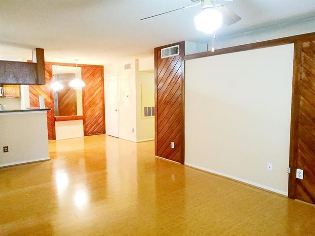 2121 Hepburn Street 505, Houston, TX 77054