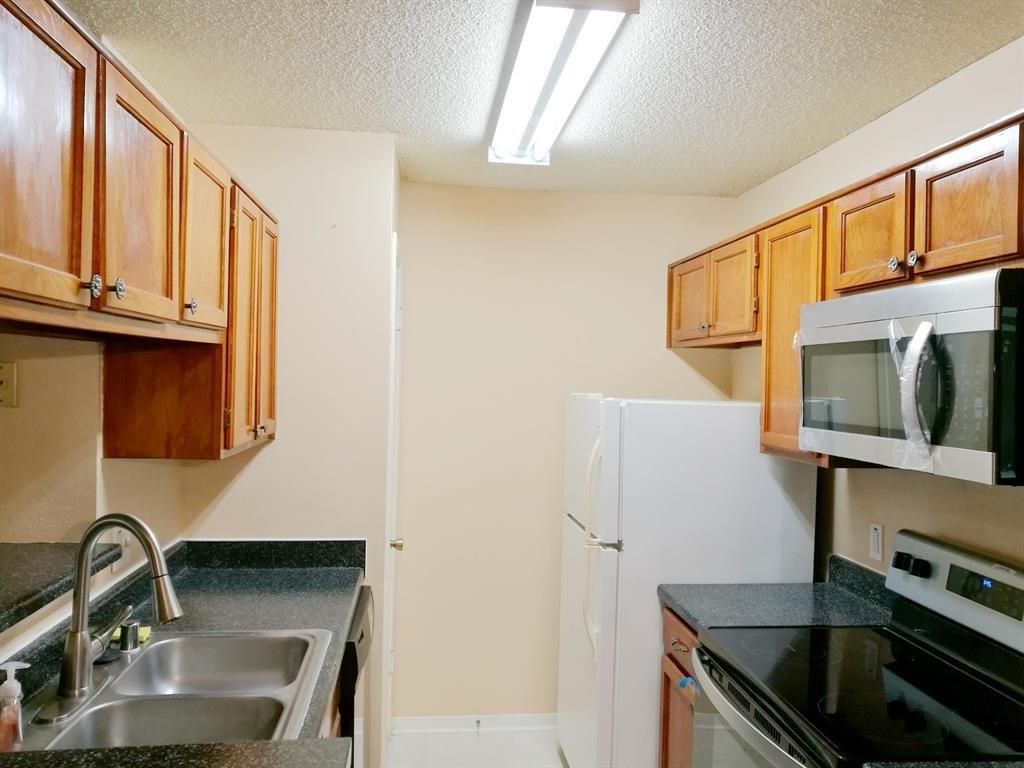 2121 Hepburn Street 505, Houston, TX 77054