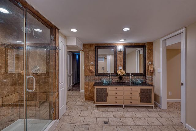 1101 N Helfrich Avenue, Evansville, IN 47720