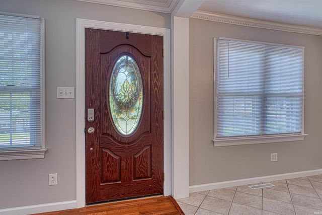 1101 N Helfrich Avenue, Evansville, IN 47720