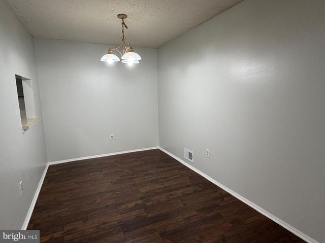 20 KITE CT, Lawrence Twp, NJ 08648