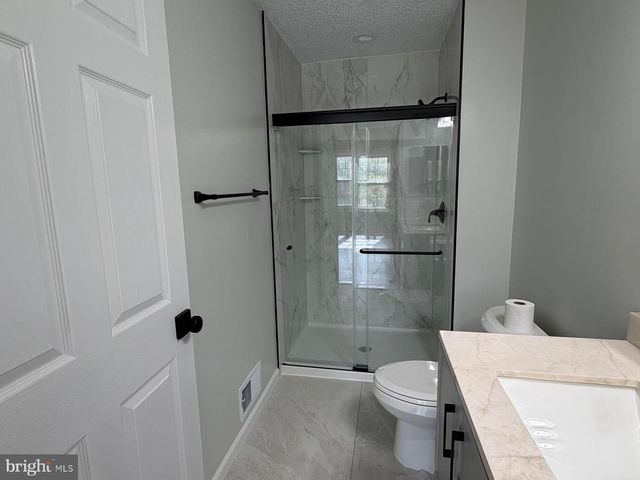 20 KITE CT, Lawrence Twp, NJ 08648