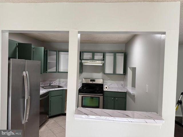 20 KITE CT, Lawrence Twp, NJ 08648