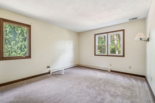 22 Long Neck Rd, Wareham, MA 02538