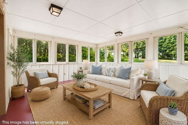 22 Long Neck Rd, Wareham, MA 02538