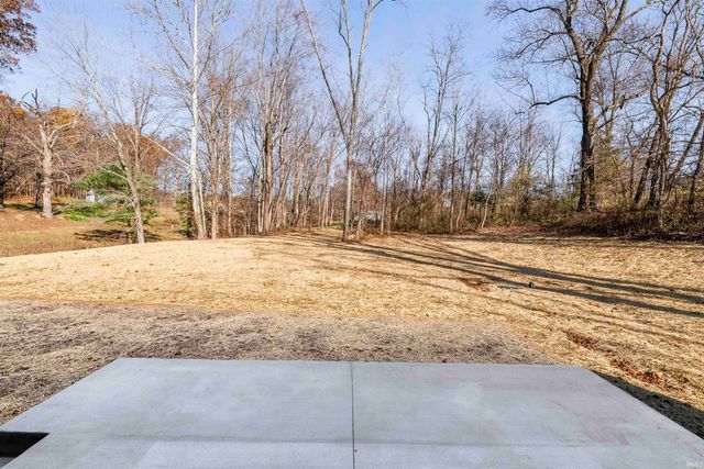 8190 S Stanford Road, Bloomington, IN 47403