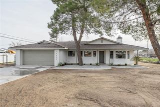 14455 Quinnault Road, Apple Valley, CA 92307
