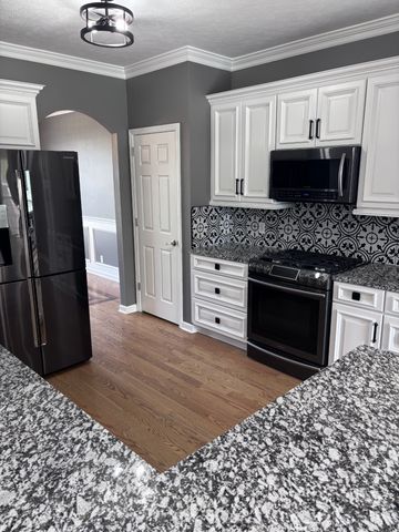 312 Cherry Ln, White House, TN 37188