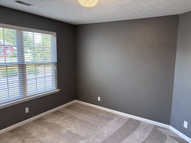 312 Cherry Ln, White House, TN 37188