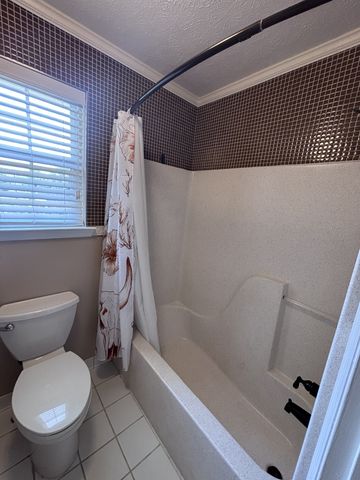 312 Cherry Ln, White House, TN 37188
