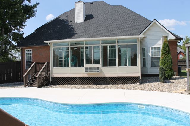 312 Cherry Ln, White House, TN 37188