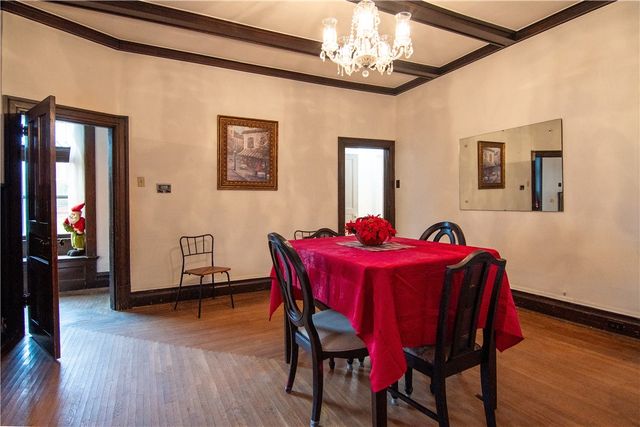 222 N 2nd St, Jeannette, PA 15644