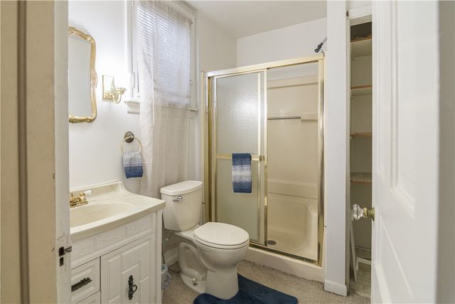 222 N 2nd St, Jeannette, PA 15644