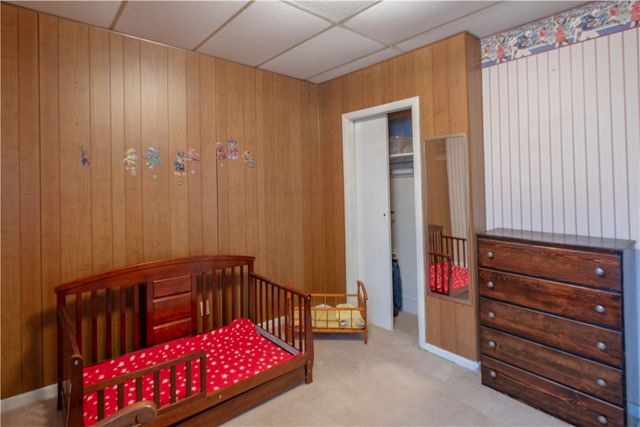 222 N 2nd St, Jeannette, PA 15644